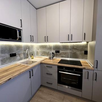 Боголюбова вул., 33