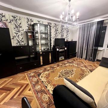 Гетьмана Мазепи вул., 45