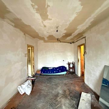 Запорізька вул., 2