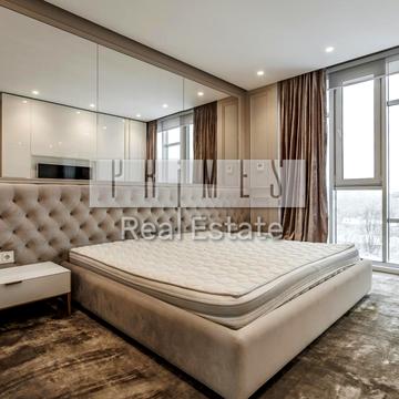 Авіаконструктора Антонова вул., 2-Б