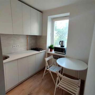 Бакинська вул., 37-А