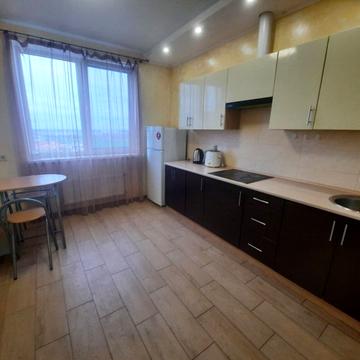 Перлинна вул., 9