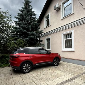 Степана Чобану вул. (Василя Алексухіна), 11