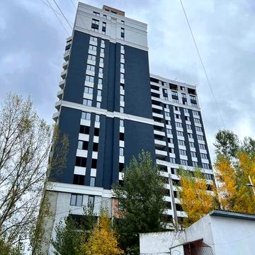 Набережна вул., (Будинок)