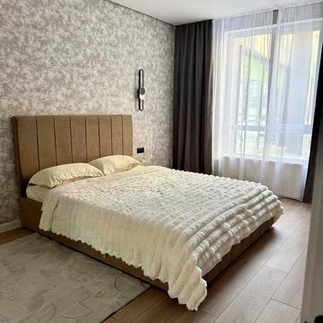 Перлинна вул., 11