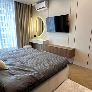 Дніпровська набережна вул., 15-Є