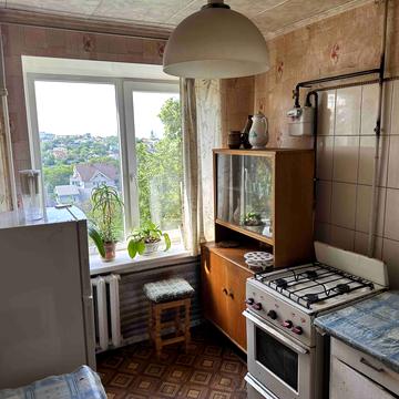 Телевізійна вул., 12