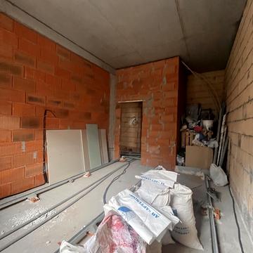 Анатолія Луценка вул., 14