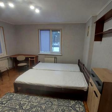 Ялинкова вул., 23