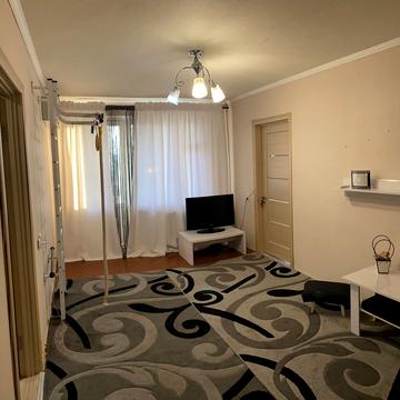 Федора Караманиць вул. (Ватутіна), 43/7