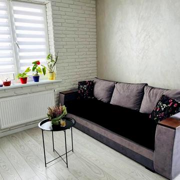 Гната Хоткевича вул., 79