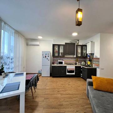 Фріца Гленца вул., 22