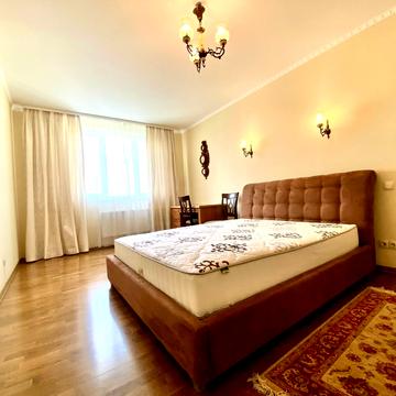 Юрія Іллєнка вул. (Мельникова), 51-Б