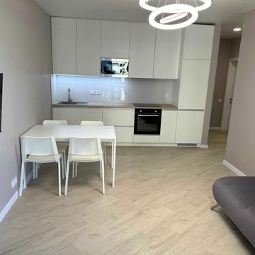 Вірменська вул., 8