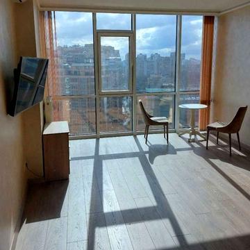 Генуезька вул., 3а