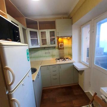 Митрофана Довнар-Запольського вул., 6