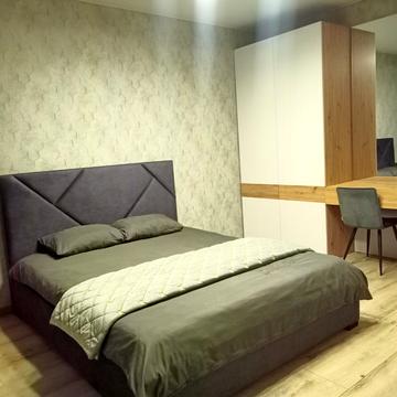 Варненська вул., 29