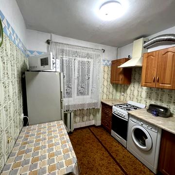 Варненська вул., 12/2