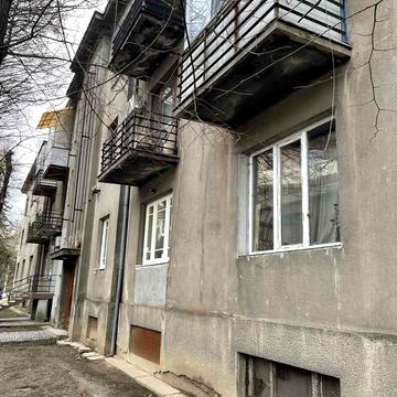 Собранецька вул., 45