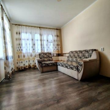 Євгена Чикаленка вул., 77