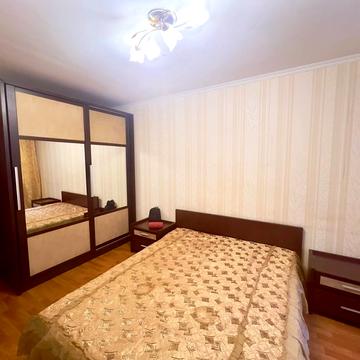 Варненська вул., 17/6