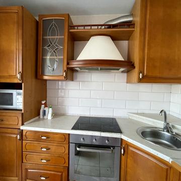 Віталія Нестеренка вул., 1б