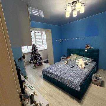 Володимира Івасюка вул., 11