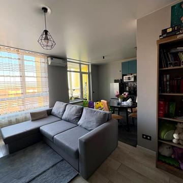 Кадетський Гай вул., 10