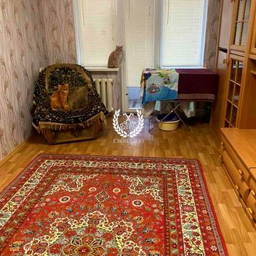 Тесленка вул., 27