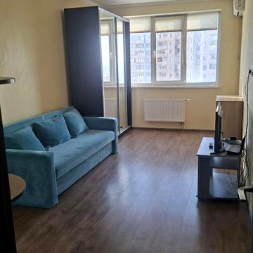 Наталії Ужвій вул., 12