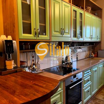 Центральна вул.