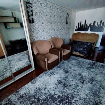 Космонавта Поповича вул. (Космонавта Волкова), 18