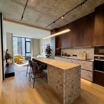 Василя Тютюнника вул. (Анрі Барбюса), 39