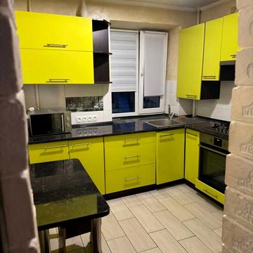 Старий Ринок вул. (Матросова), 5