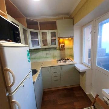 Митрофана Довнар-Запольського вул., 6