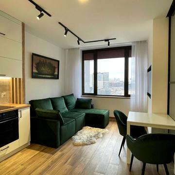 Антоновича вул. (Горького), 44