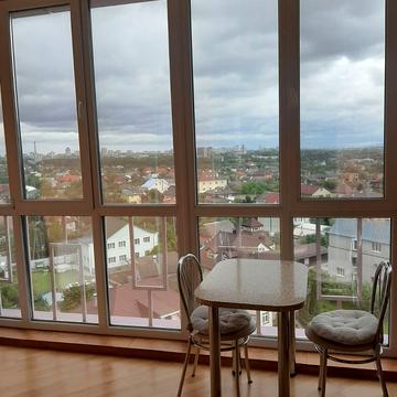 Садова вул., 1в