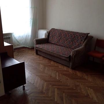 Пилипа Козицького вул., 5/1