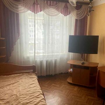 Василя Доманицького вул. (Генерала Потапова), 6