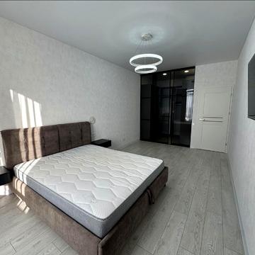 Софії Русової вул., 1