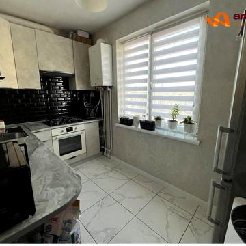 Гната Хоткевича вул., 8