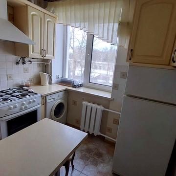 Відінська вул., 42