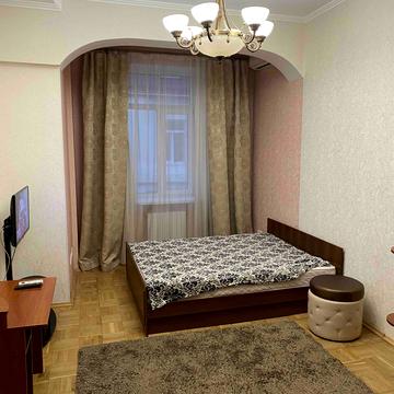 Антоновича вул. (Горького), 41