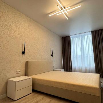 Валеряна Підмогильного вул., 5