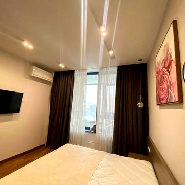 Ділова вул. (Димитрова), 1/2