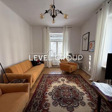 Михайла Грушевського вул., 28/2