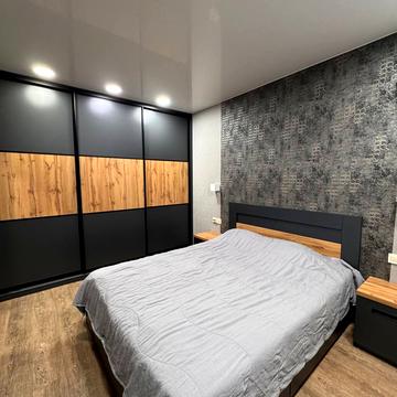 Панаса Мирного вул., (Будинок 4)