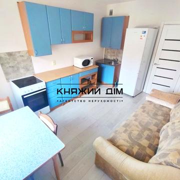 Урлівська вул., 9