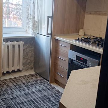 Левка Лукяненка вул. (Ватутіна), 52