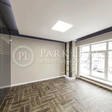 Васильківська вул., 18